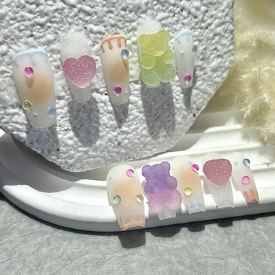 10pcs Sweet Heart & Gummy Bear Press-On Nails – Reusable Manicure