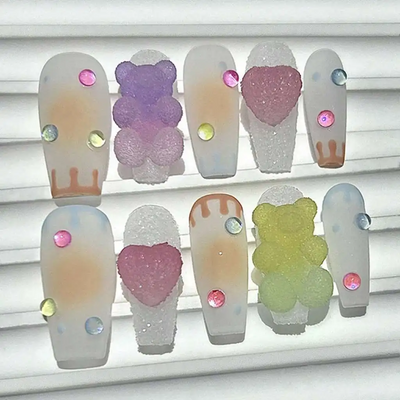 10pcs Sweet Heart & Gummy Bear Press-On Nails – Reusable Manicure